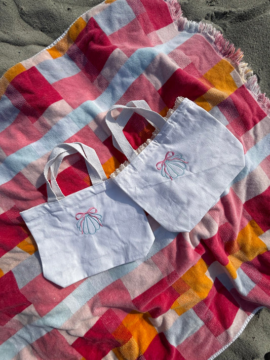 Clam Shell Mini Tote Bag